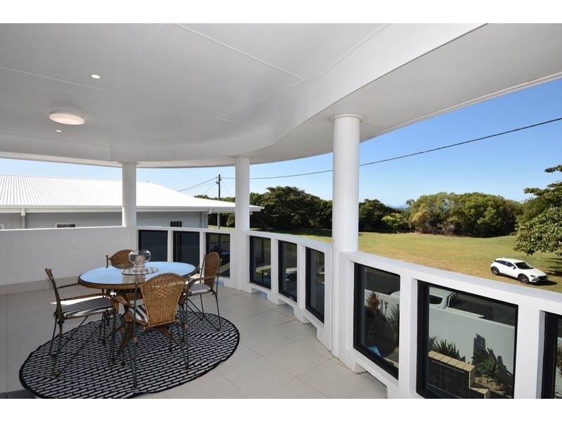 32 O’brien Esplanade, Shoal Point QLD 4750