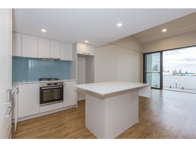 8/9 Overton Gardens, Cottesloe WA 6011