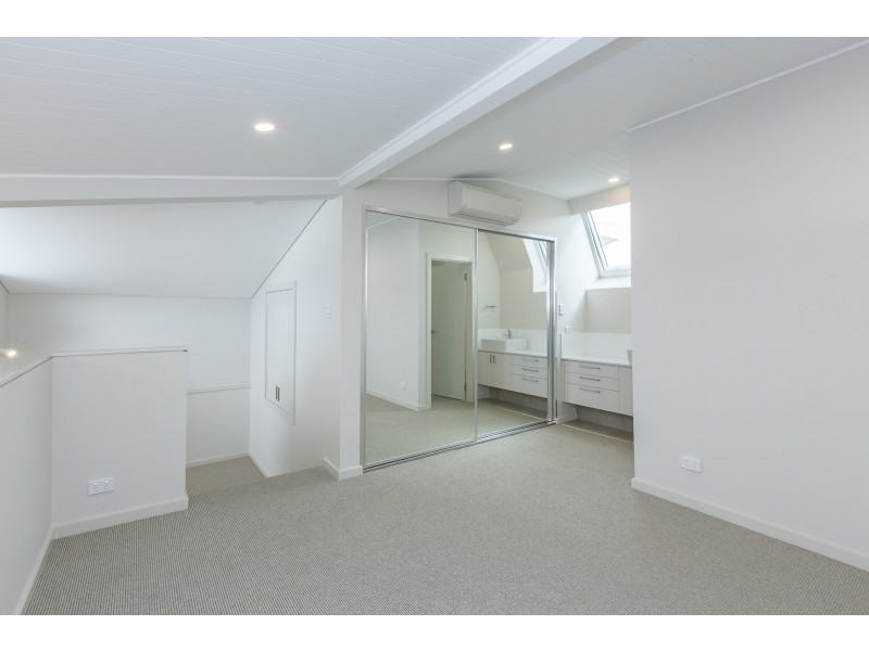 8/9 Overton Gardens, Cottesloe WA 6011