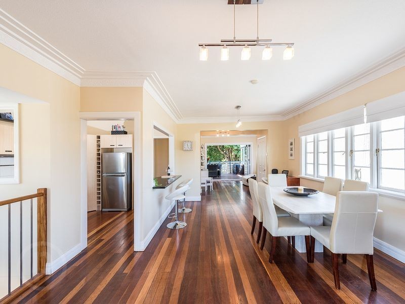 34 Gatling Road, Cannon Hill QLD 4170