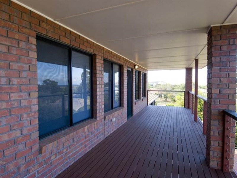 33 Mountain Ave, Normanville SA 5204