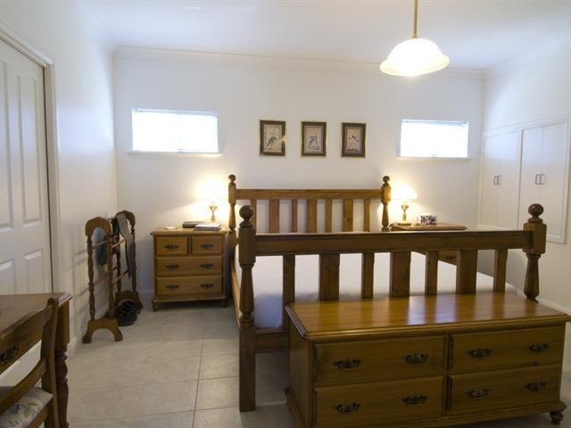 33 Mountain Ave, Normanville SA 5204