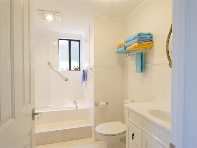 33 Mountain Ave, Normanville SA 5204