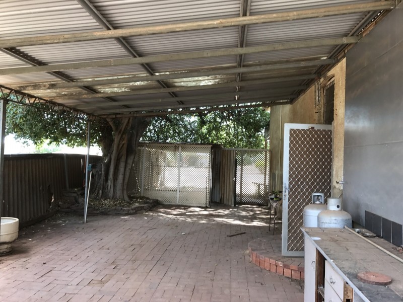 99 Hepburn Street, Mount Magnet WA 6638