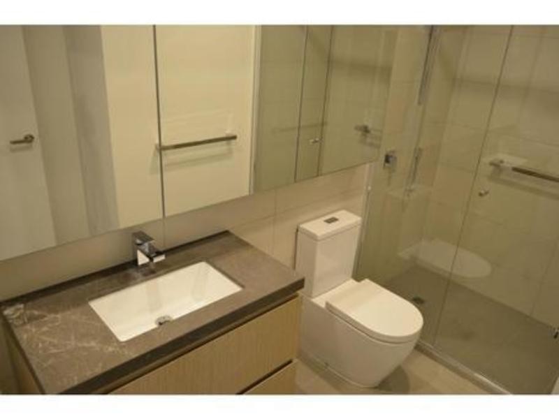 30 Leonard Crescent, Ascot Vale VIC 3032