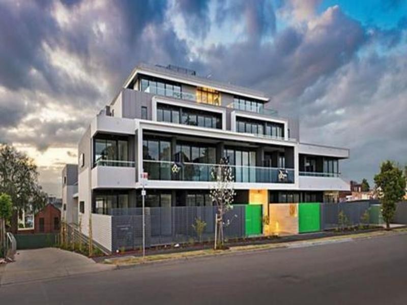 30 Leonard Crescent, Ascot Vale VIC 3032