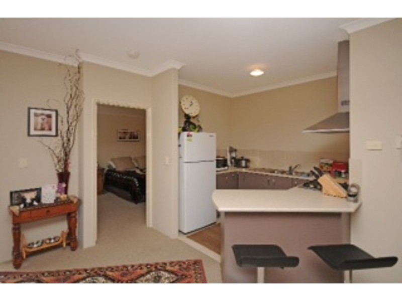 12/1533B Albany Highway, Beckenham WA 6107