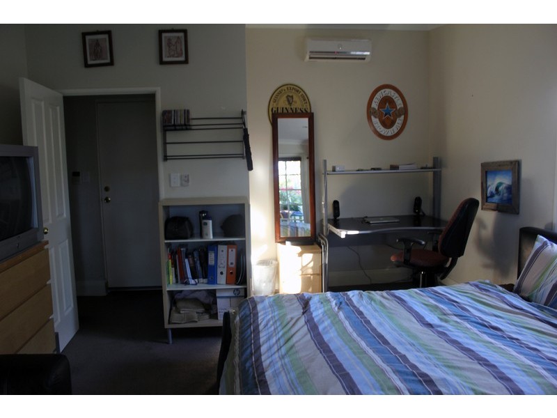 4 Sixth Avenue, Kensington WA 6151