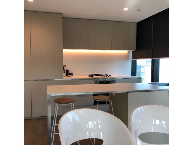 2215/70 Southbank Blvd, Southbank VIC 3006