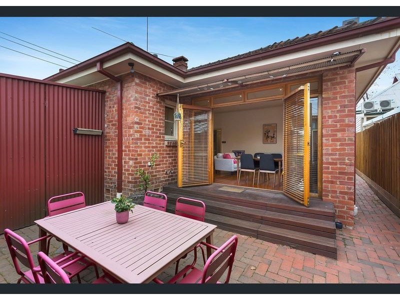 33 Kensington Road, Kensington VIC 3031