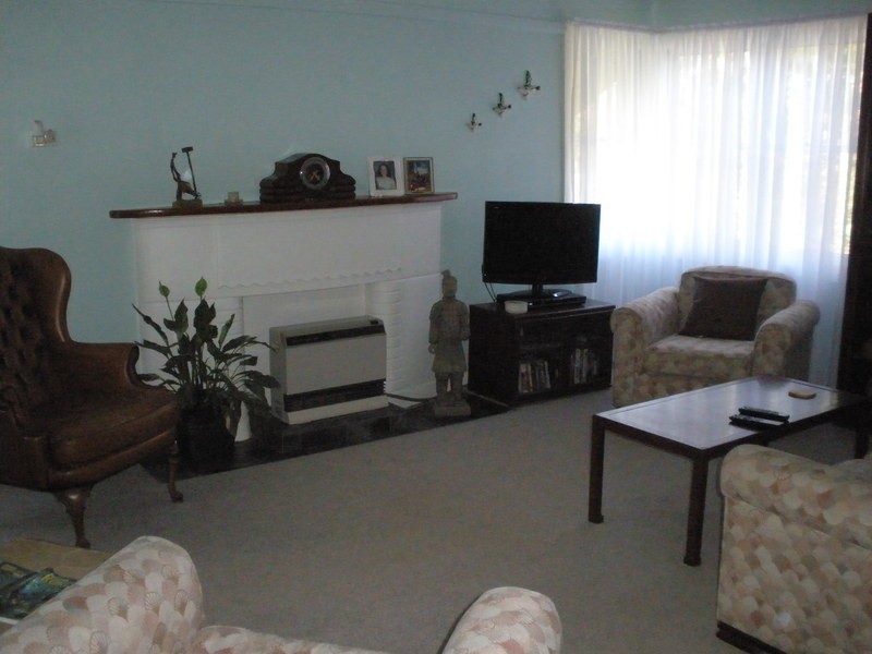 9 Edward St, Moree NSW 2400