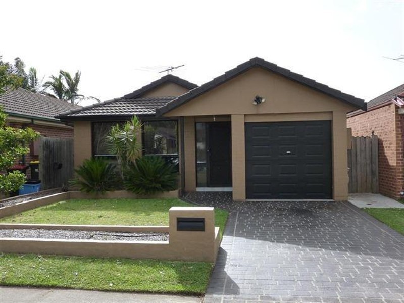 14 Blamey Road, Wattle Grove NSW 2173