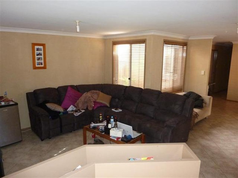 14 Blamey Road, Wattle Grove NSW 2173