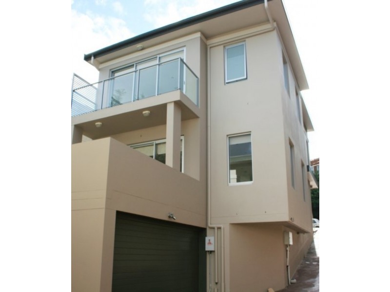 271a Old South Head Rd, Bondi Beach NSW 2026