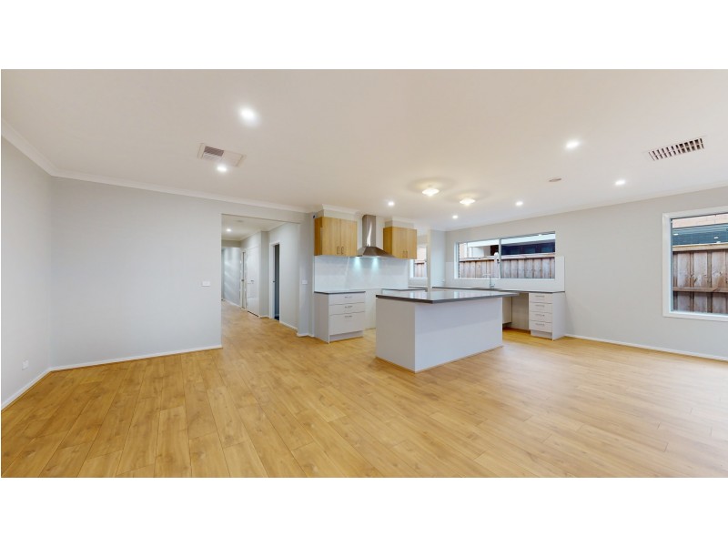 Clyde North VIC 3978