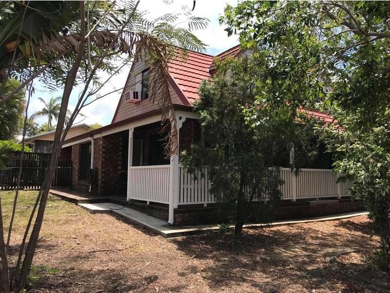 27 Pittman st, Beaconsfield QLD 4740