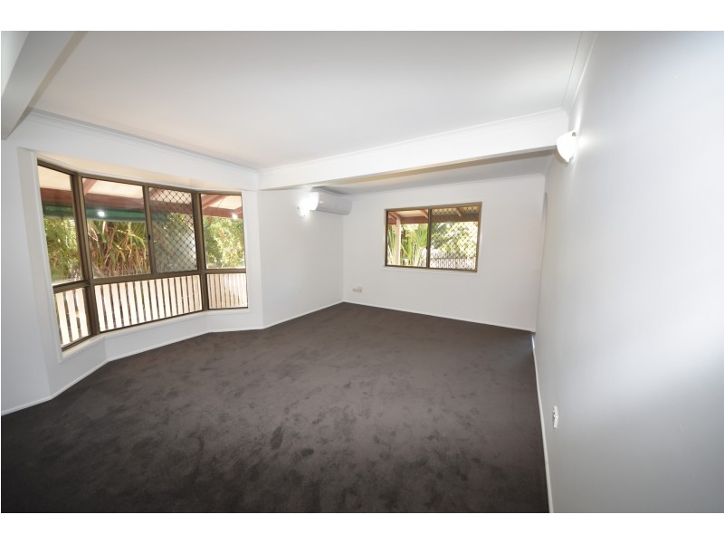 27 Pittman st, Beaconsfield QLD 4740