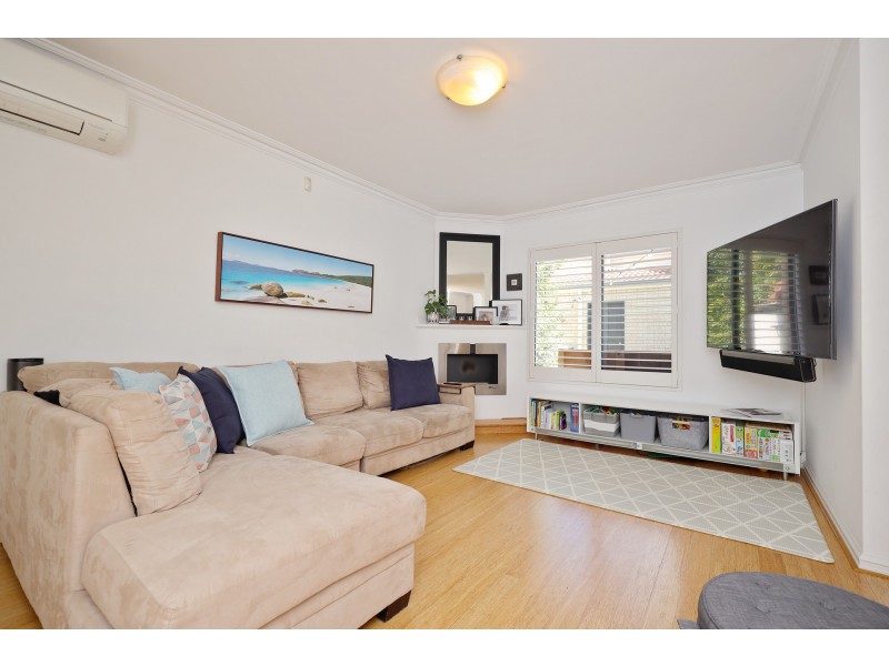 253 Woodside Street, Doubleview WA 6018