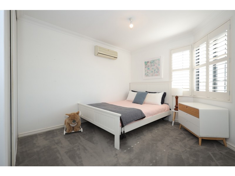 253 Woodside Street, Doubleview WA 6018