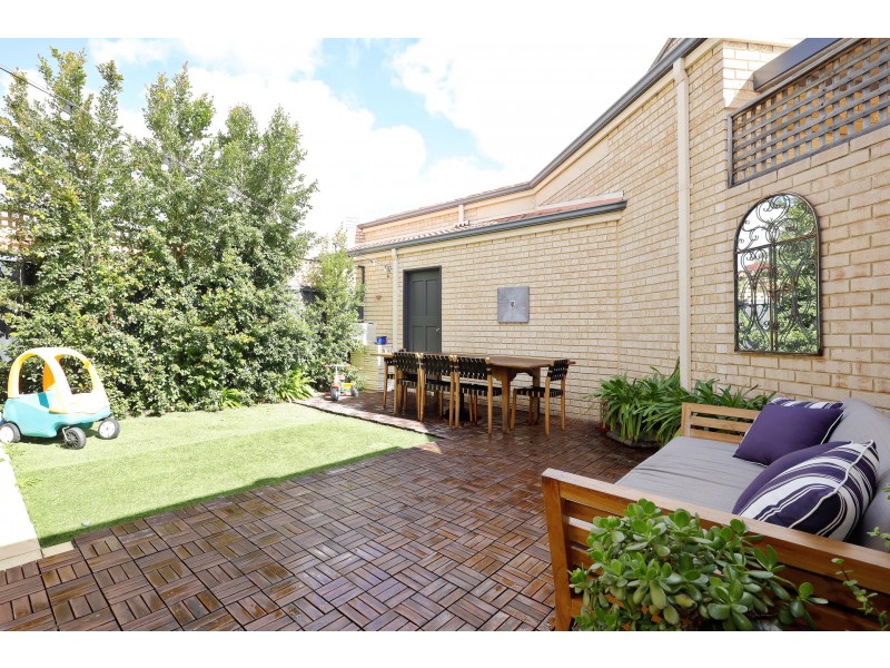 253 Woodside Street, Doubleview WA 6018