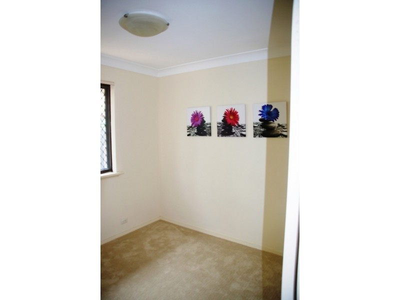 11 Saurel Way, Ferndale WA 6148