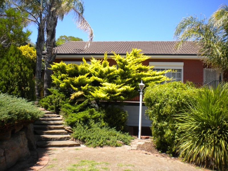 7 Luderitz Close, Hallett Cove SA 5158