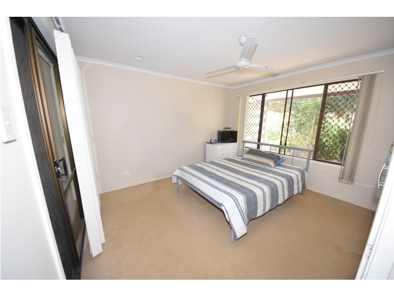 2b Eulbertie Avenue, Eimeo QLD 4740