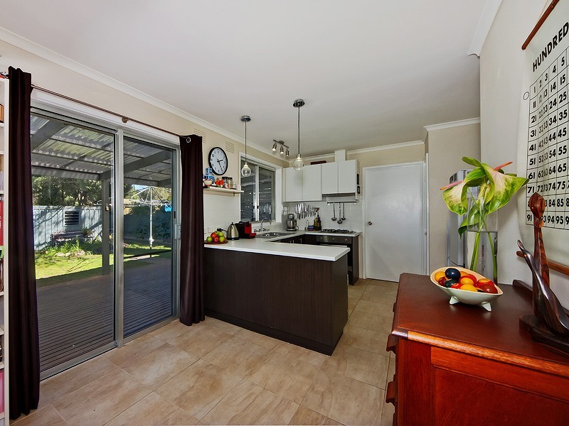 2 Elamo Road, Healesville VIC 3777