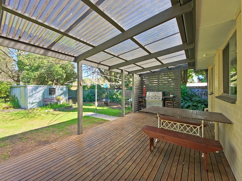 2 Elamo Road, Healesville VIC 3777