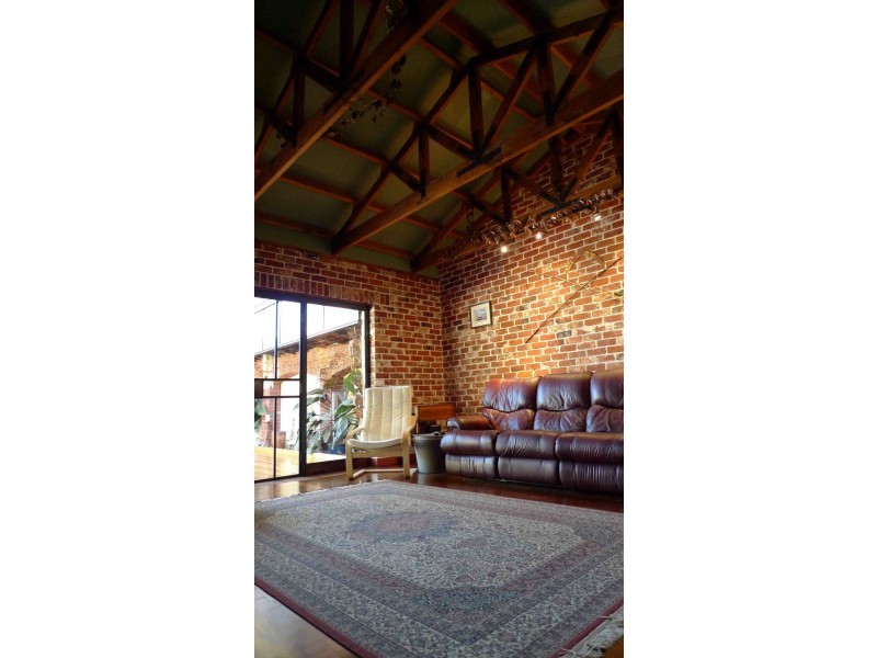 364 Alexander Road, Belmont WA 6104