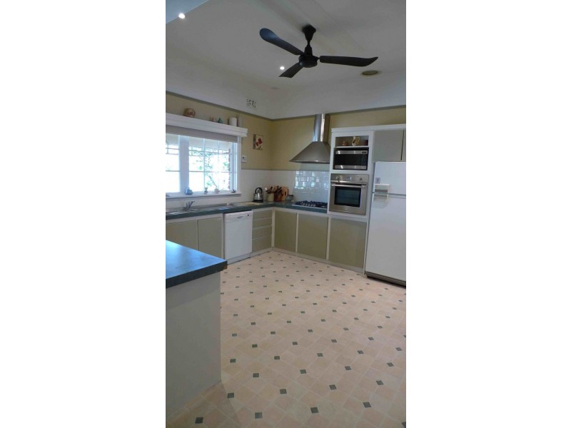 364 Alexander Road, Belmont WA 6104