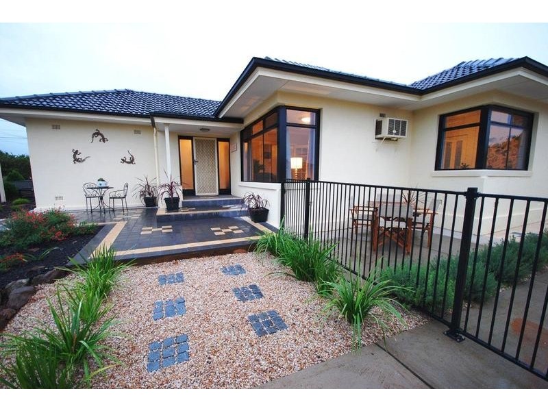 28a Martin Road, Morphett Vale SA 5162