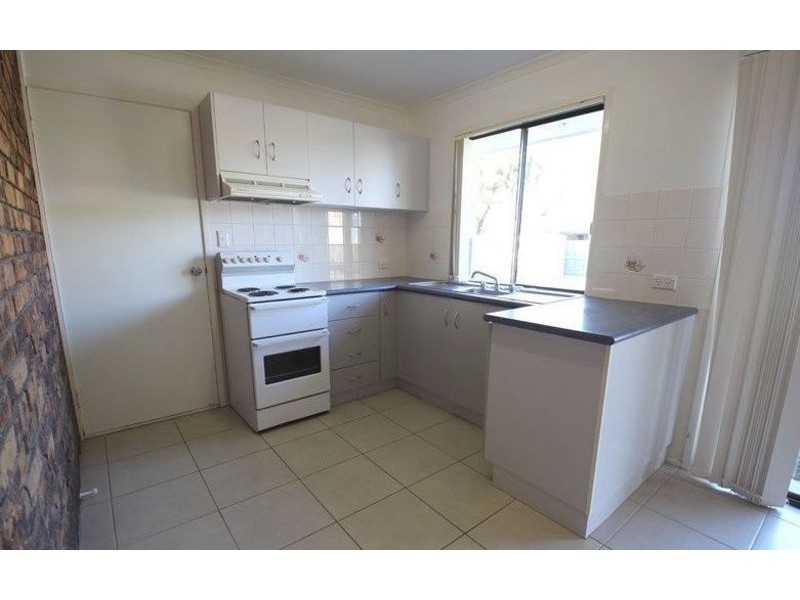 76 Investigator St, Andergrove QLD 4740