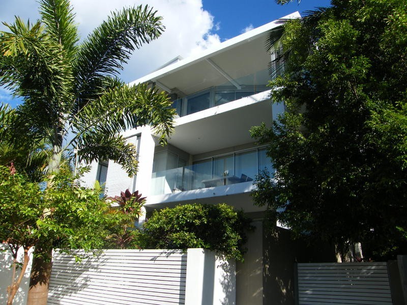 3/215 Gympie Terrace, Noosaville QLD 4566