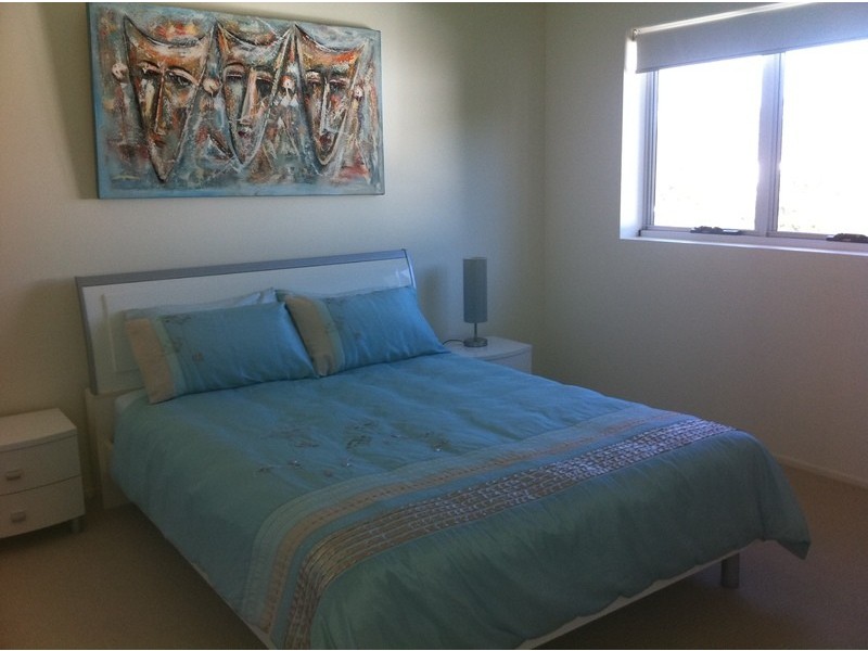 3/215 Gympie Terrace, Noosaville QLD 4566