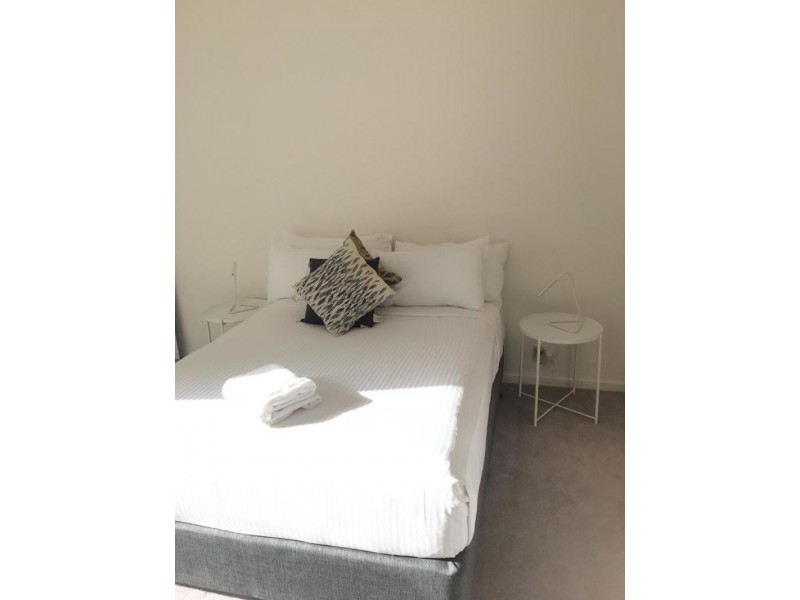 70 Southbank Blvd, Southbank VIC 3006