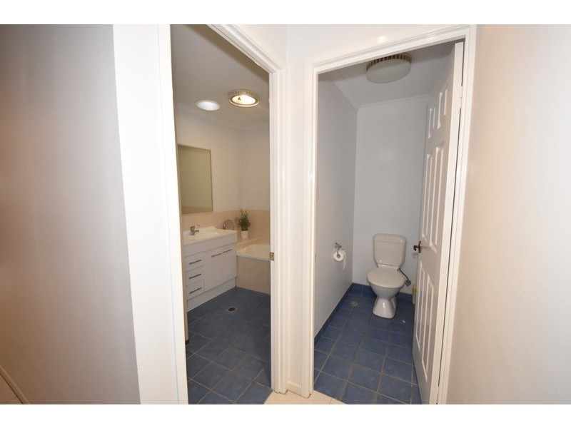 2/1 Morris Ct, Andergrove QLD 4740