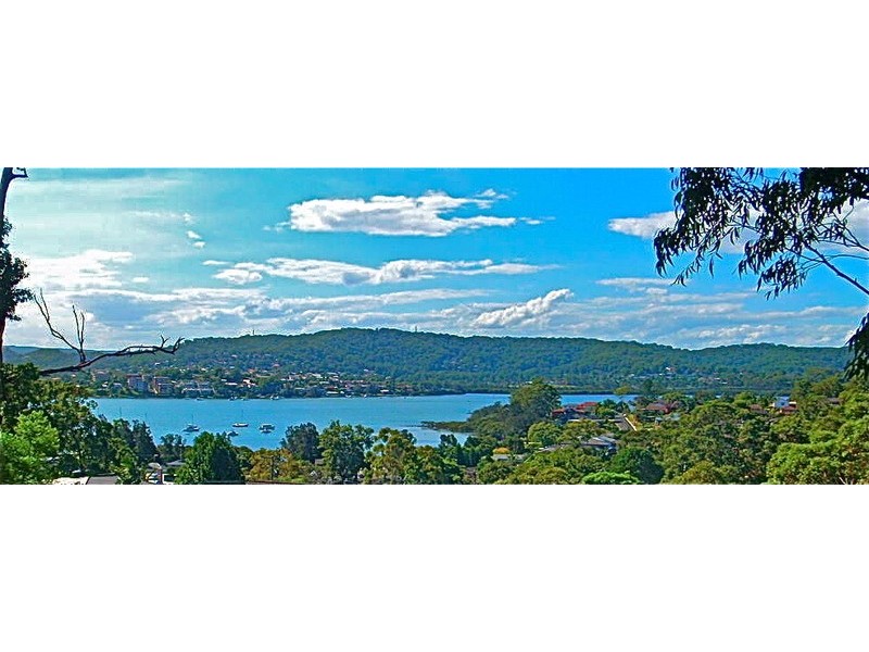 7 Woorara Parade, Green Point NSW 2251