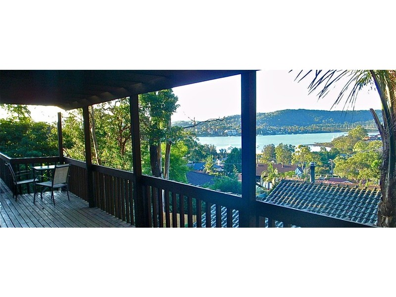 7 Woorara Parade, Green Point NSW 2251