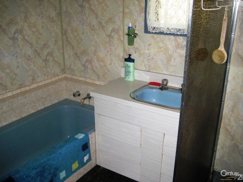 52 York Ave, Clovelly Park SA 5042