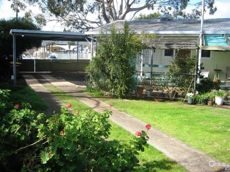 52 York Ave, Clovelly Park SA 5042