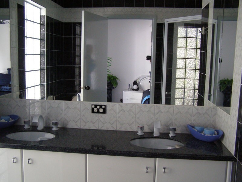 4 Taree close, Pakenham VIC 3810