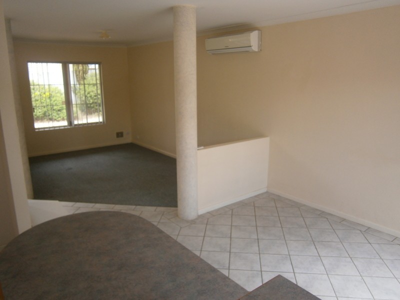 2/215 McDonald Street, Joondanna WA 6060