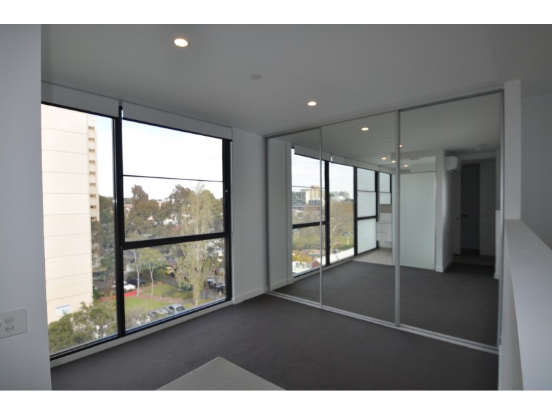 402/8 Princes Close, Prahran VIC 3181