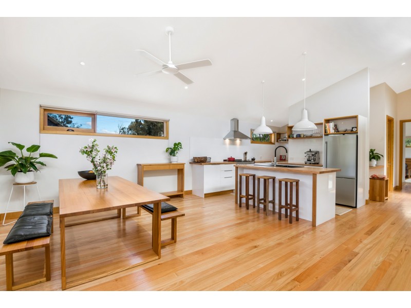 56 Fryers Road, Chewton VIC 3451