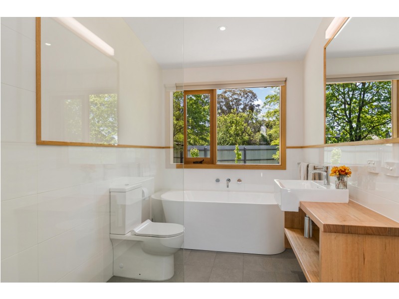 56 Fryers Road, Chewton VIC 3451