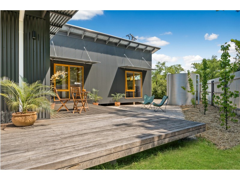 56 Fryers Road, Chewton VIC 3451