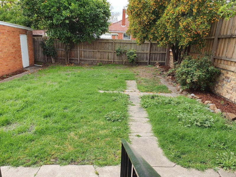 24 Clee St, Mckinnon VIC 3204