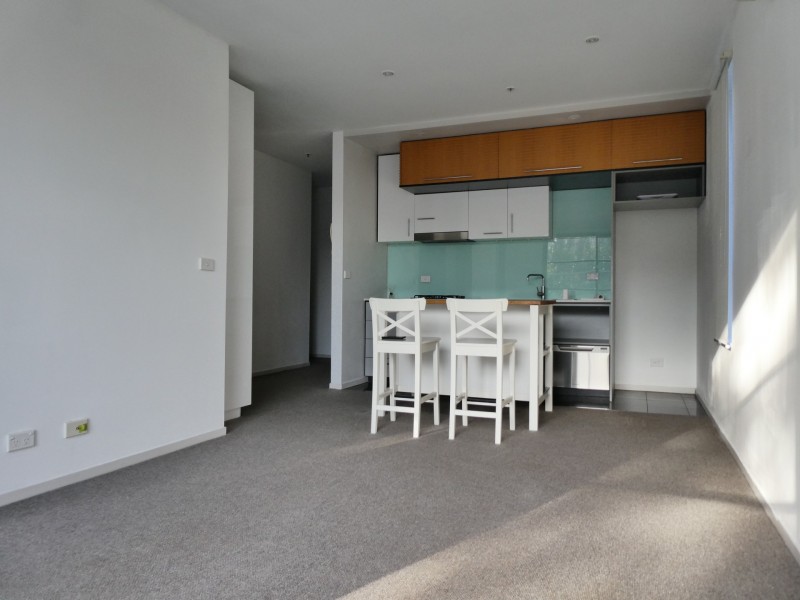 17/220 Barkly Street, St Kilda VIC 3182