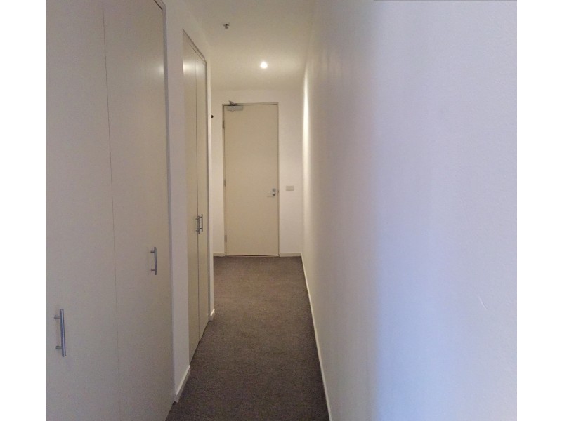 17/220 Barkly Street, St Kilda VIC 3182